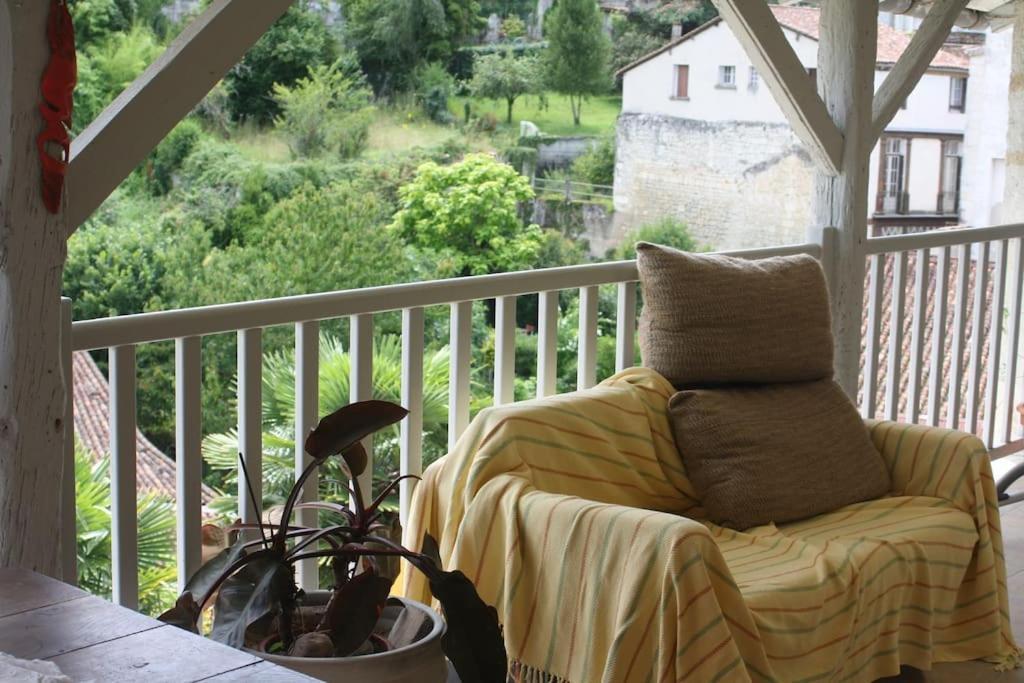Holiday home Bella Vista Aubeterre-sur-Dronne